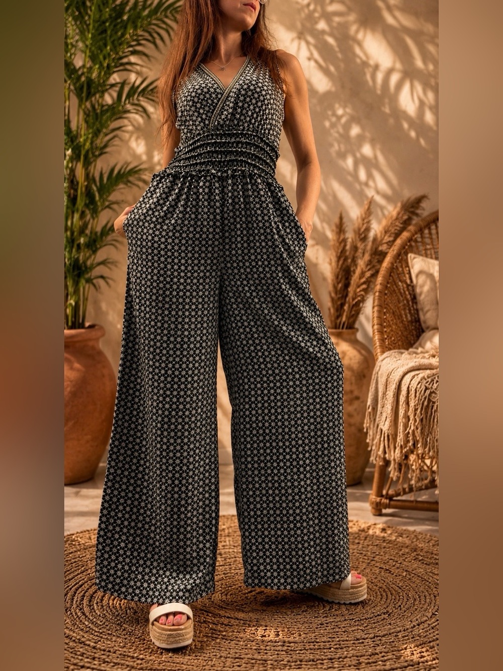 Max Studio London Sleeveless wide leg jumpsuit size M